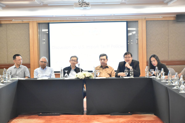 TGJTA Holds Urgent Meeting to Address U.S. Import Tariffs Affecting Thailand’s Gem and Jewelry Industry