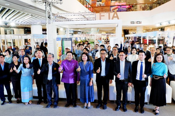 สมาคมผู้ค้าอัญมณีไทยและเครื่องประดับเข้าร่วมเปิดงาน FTA Fair