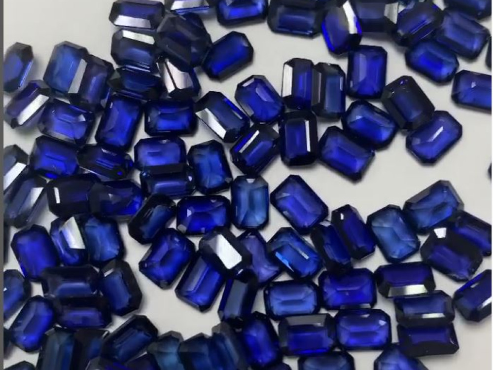 Baan ploy Diffusion Sapphire Co.,Ltd.