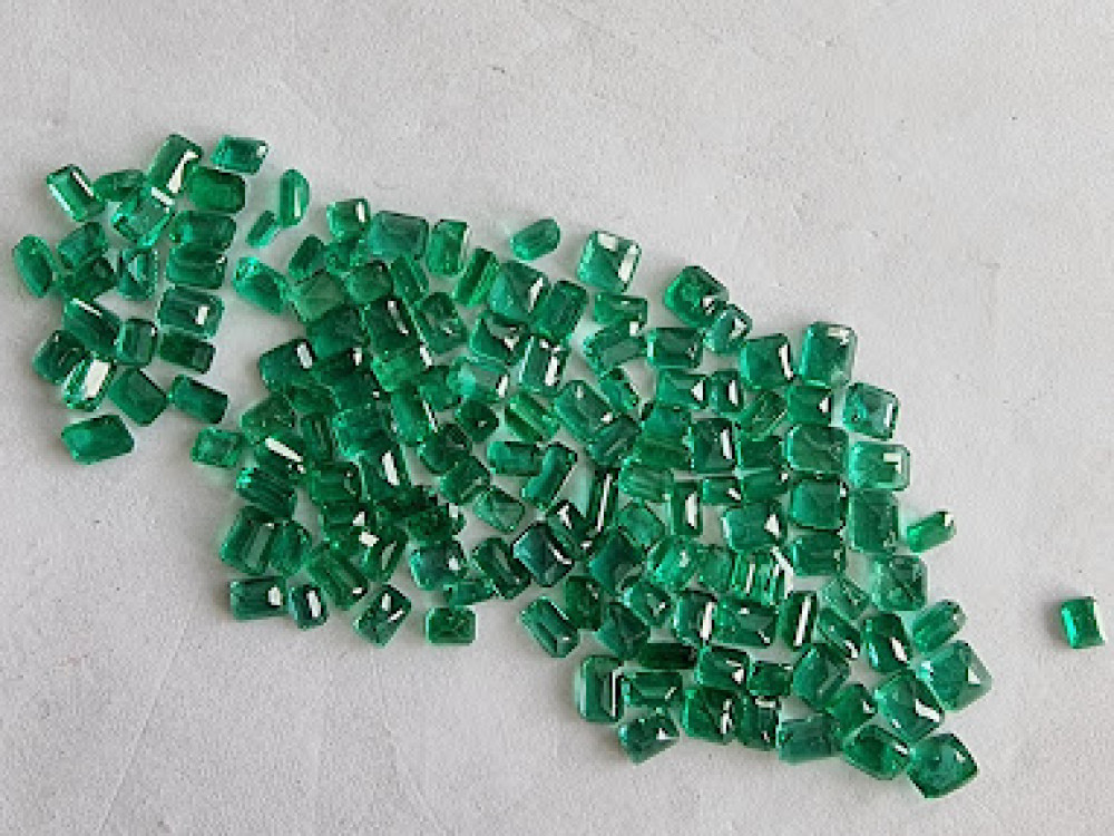 Gems Paradise Co.,Ltd.