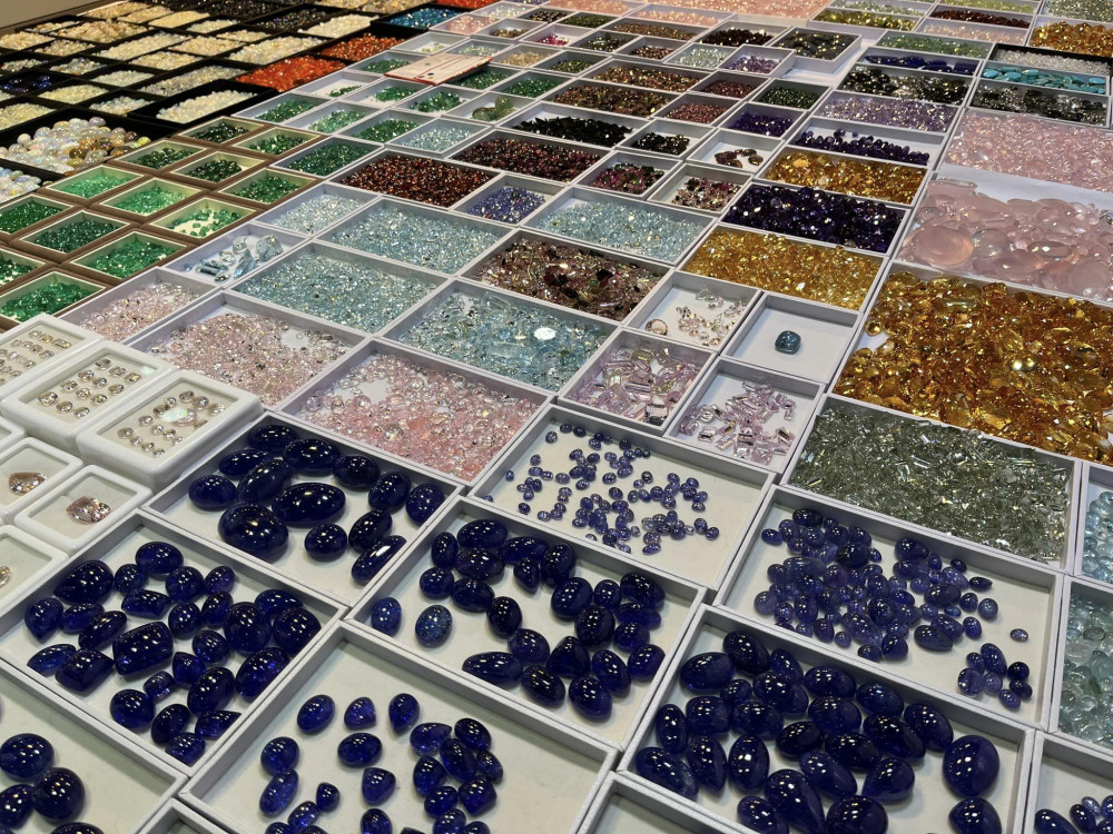 AAFREEN GEMS CO.,LTD.