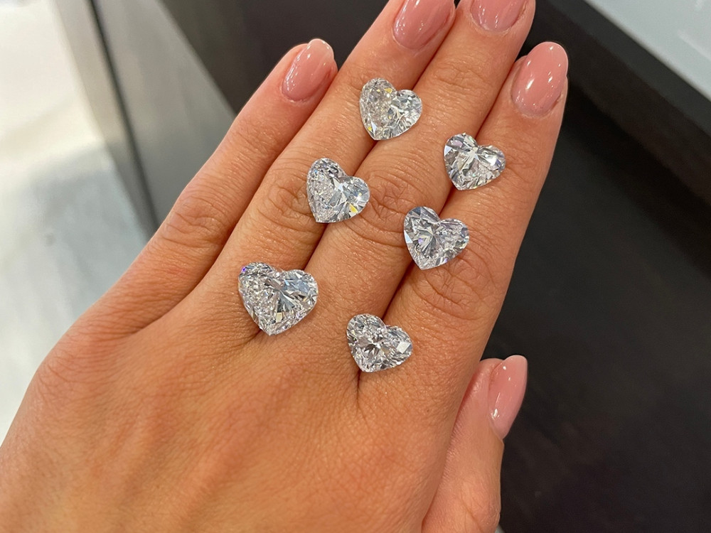 A.A. Rachminov Diamonds BKK Co.,Ltd.